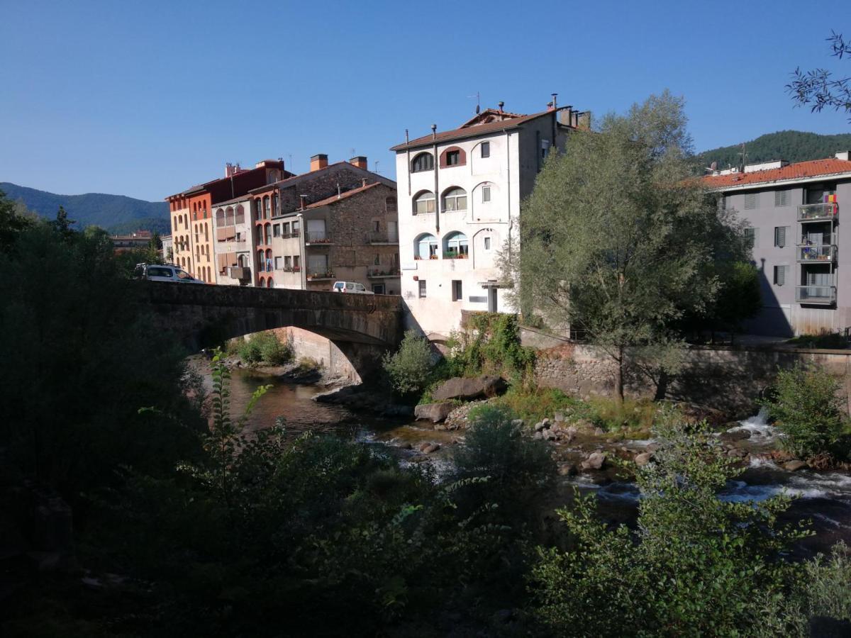 Apartament Turístic Campdevànol Exterior foto